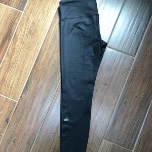 Alo Yoga Airbrush leggings